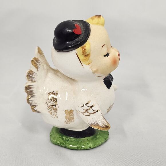 Napco Salt Pepper Shakers Anthropomorphic Valentine Boy Girl Love Birds 2647 VTG - Picture 10 of 15